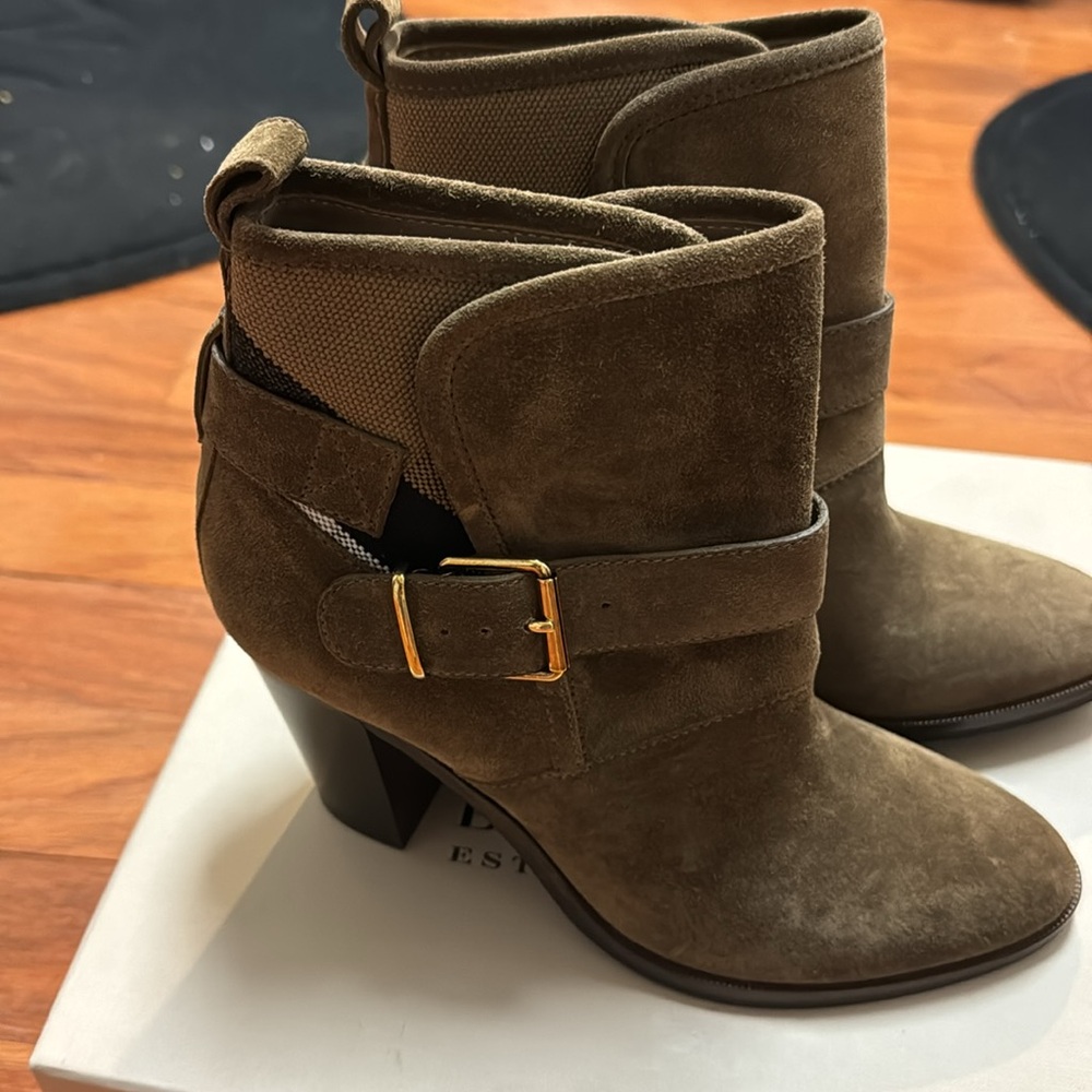 Burberry booties NWT - Picture 3 of 7
